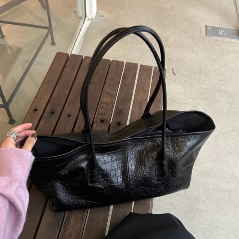 Retro Crocodile Embossed Handb - đánh giá và giá Luxury Bags Tote